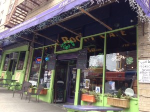 Its name translates as 'The Poor Mouth'.